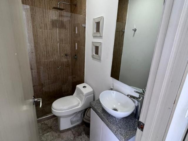 Casa con Jacuzzi Vía El Peñon Girardot - Three-Bedroom Villa - 11