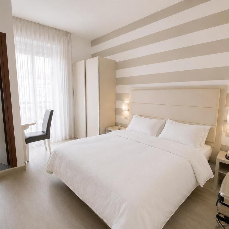 Hotel Bremen - Camera Quadrupla Comfort - 1