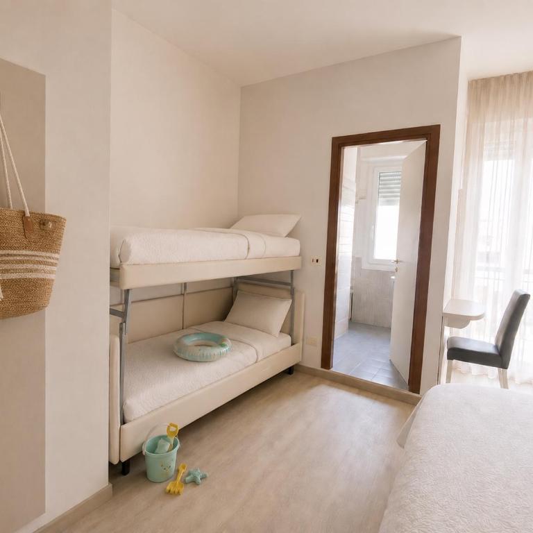 Hotel Bremen - Camera Quadrupla Comfort - 9
