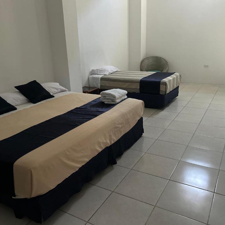 Misha Home - One-Bedroom Apartment - 4