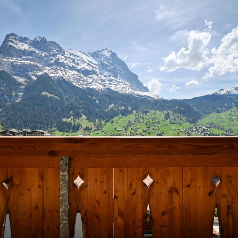 Romantik Hotel Schweizerhof - Superior Chalet - 1