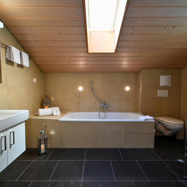 Romantik Hotel Schweizerhof - Superior Chalet - 4