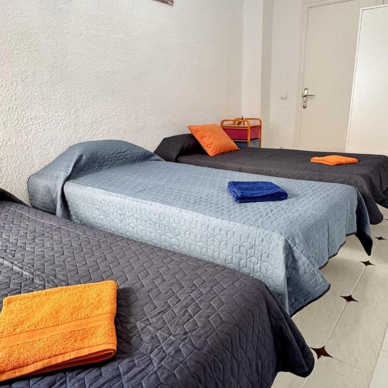 APARTBEACH CASA INES y JUNTO PLAYA - Apartamento - 5