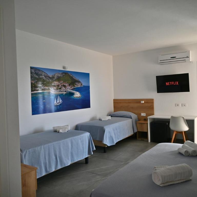 Residenza Re Del Mare - Camera Quadrupla con Bagno Privato - 3