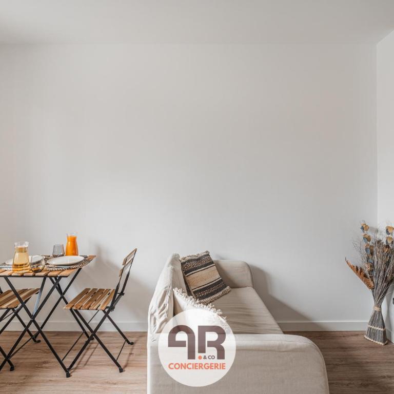 Le Petit Cocon - Proche centre - WIFI - Appartement 1 Chambre - 14