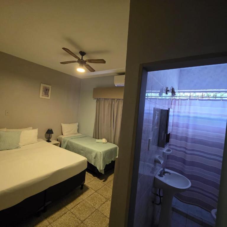Hotel JBJ - Triple Room - 11