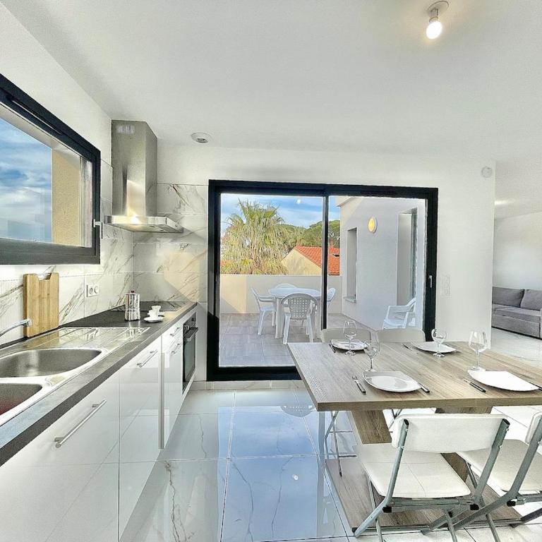 Le Calypso, Appartement 2 chambres , parking, clim - Apartamento de 2 dormitorios - 15