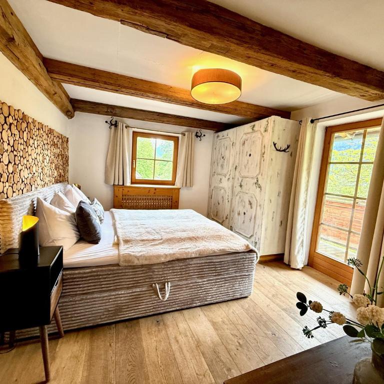 CHALET BELLE KITZ by Belle Stay - Two-Bedroom Apartment - 10