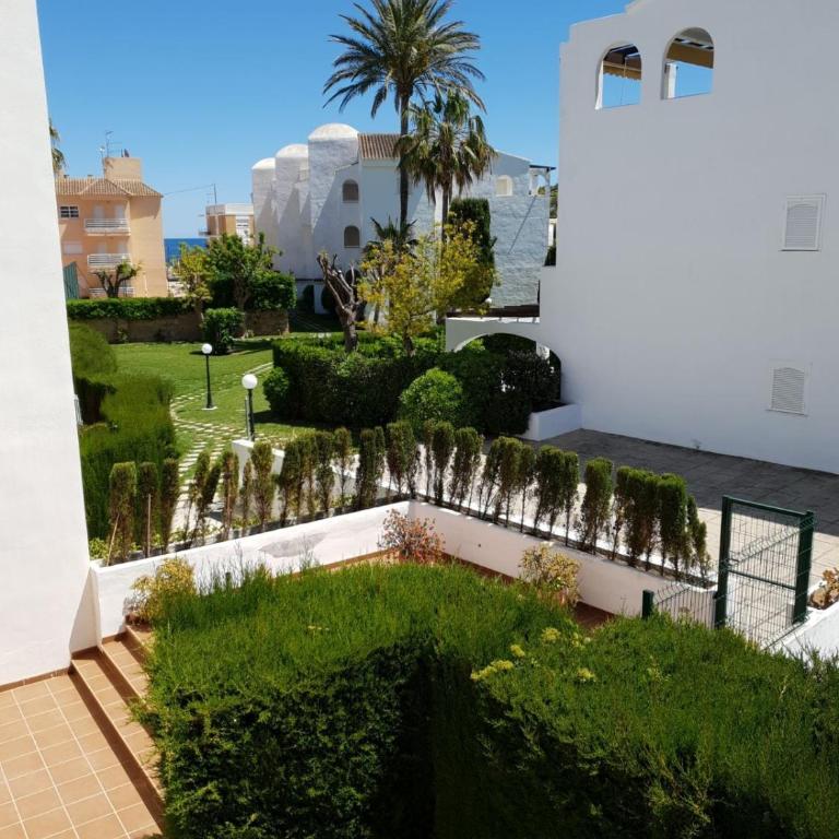 Apartment 50m from the beach-swimming pool-garage - Apartamento de 3 dormitorios - 9