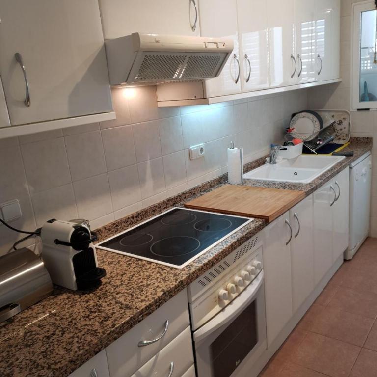 Apartment 50m from the beach-swimming pool-garage - Apartamento de 3 dormitorios - 11