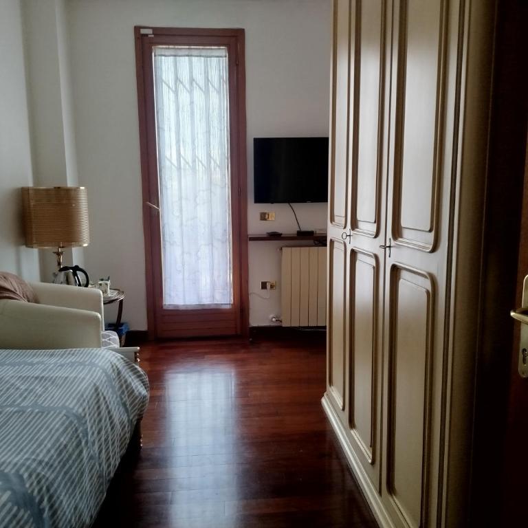 B&B Signora Minù - Camera Singola Standard con Bagno in Comune - 8