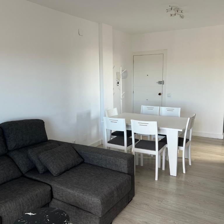 Apartamento con piscina a pocos metros de la playa - Apartamento de 3 dormitorios - 5