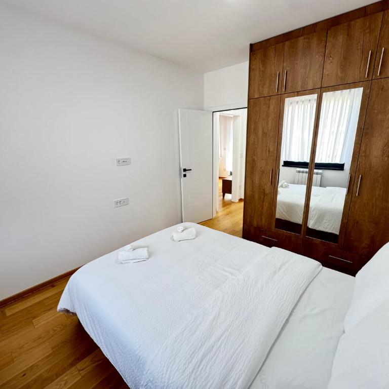 Lux Apartment near Ada Mall & Lake - Appartement 2 Chambres - 3