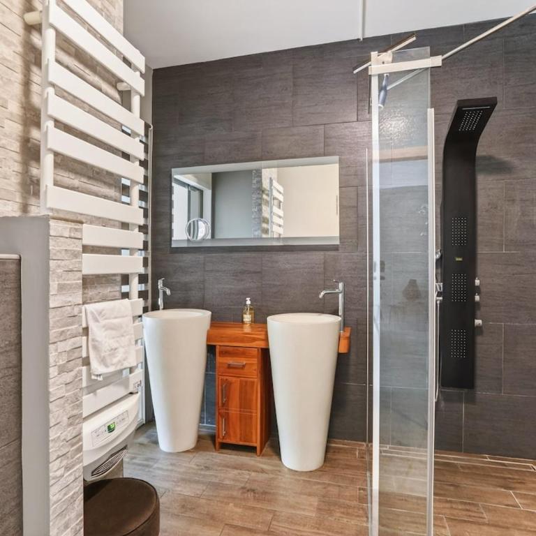 T2 - terrasse & véranda à 10 mn a pied de la plage - Appartement 1 Chambre - 6