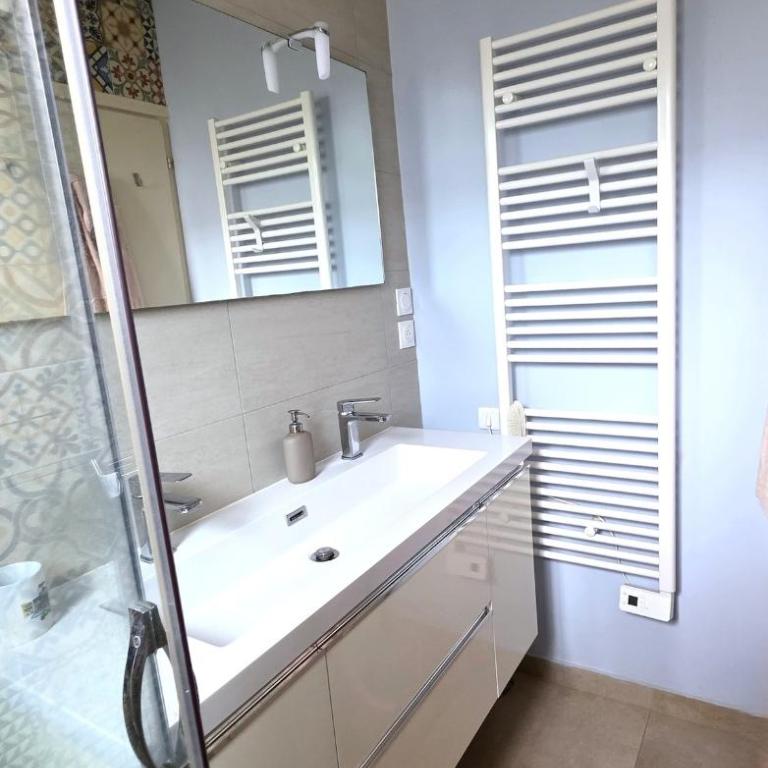 Saint-Raphaël, villa calme, parking privé - Apartamento de 2 dormitorios - 14