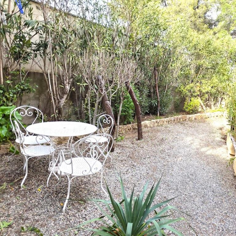 Saint-Raphaël, villa calme, parking privé - Apartamento de 2 dormitorios - 26