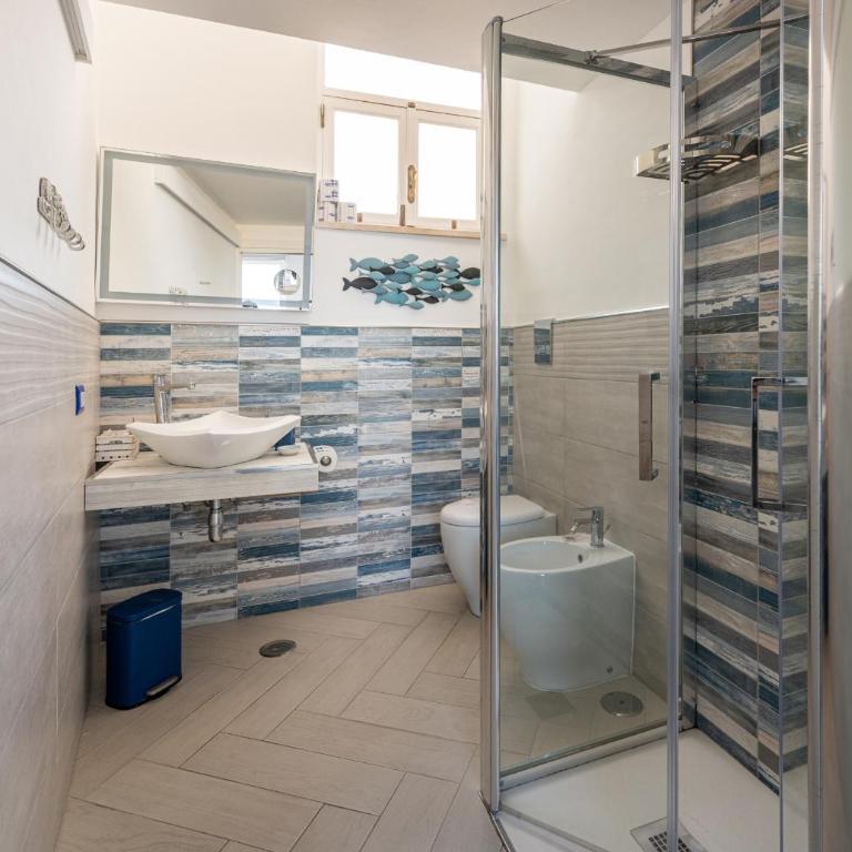 Casa Leucosia Suites - Junior Suite with Sea View - 11
