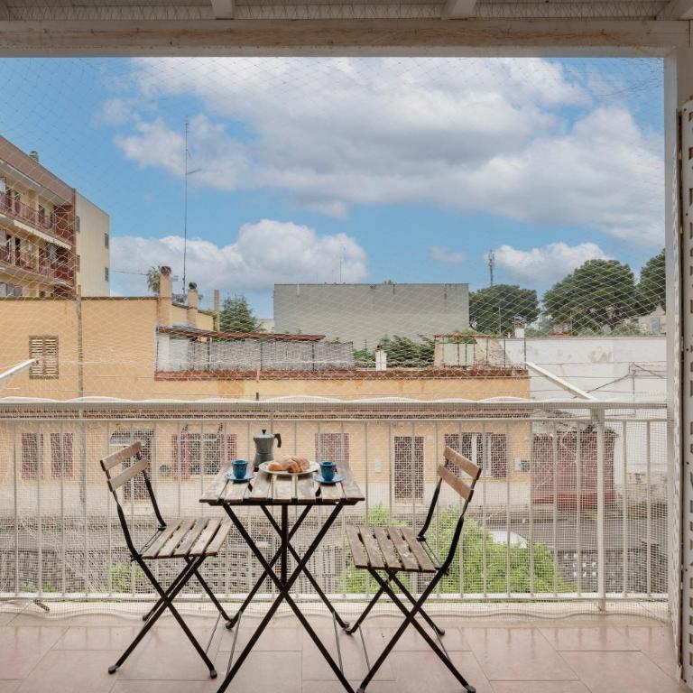 Garibaldi 54 - Superior One-Bedroom Apartment with Balcony - 2