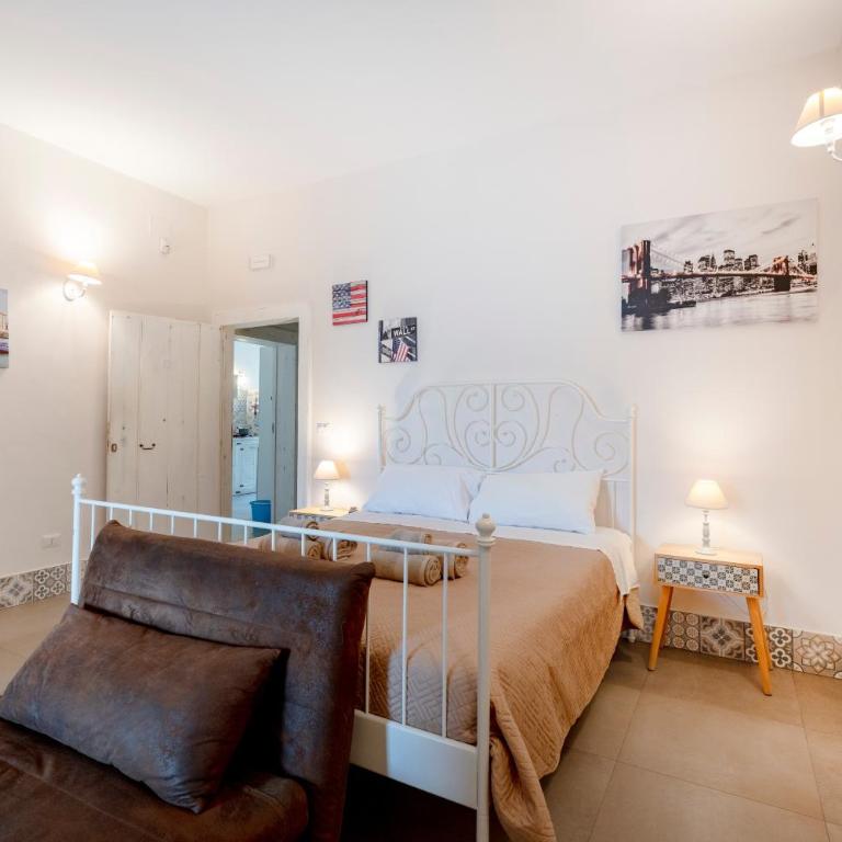 Garibaldi 54 - Superior One-Bedroom Apartment with Balcony - 7
