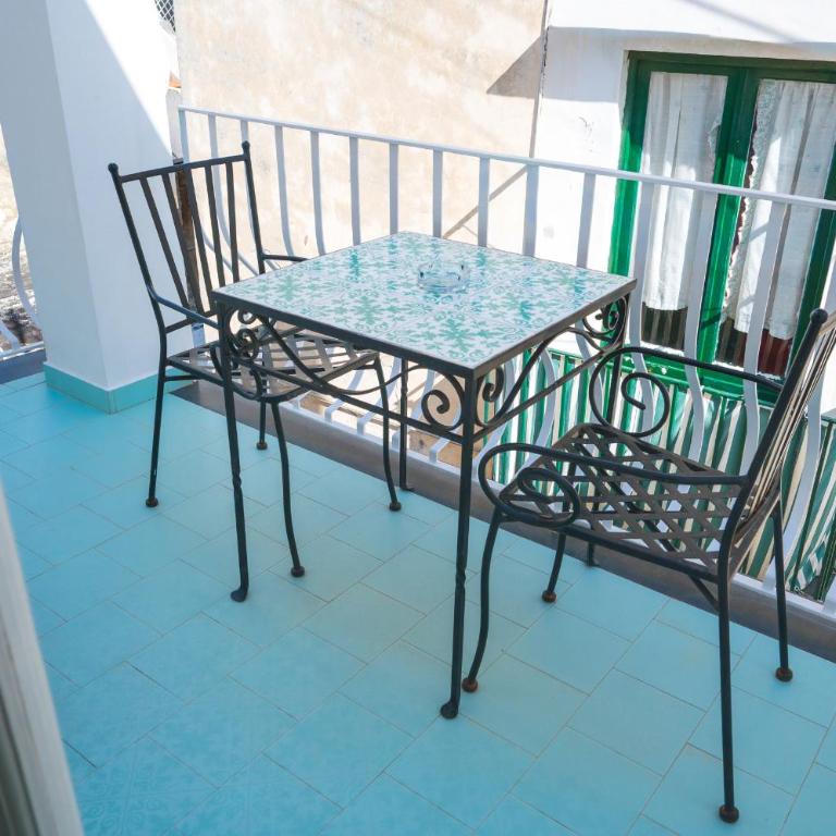 Casa Leucosia Suites - Junior Suite with Terrace - 10