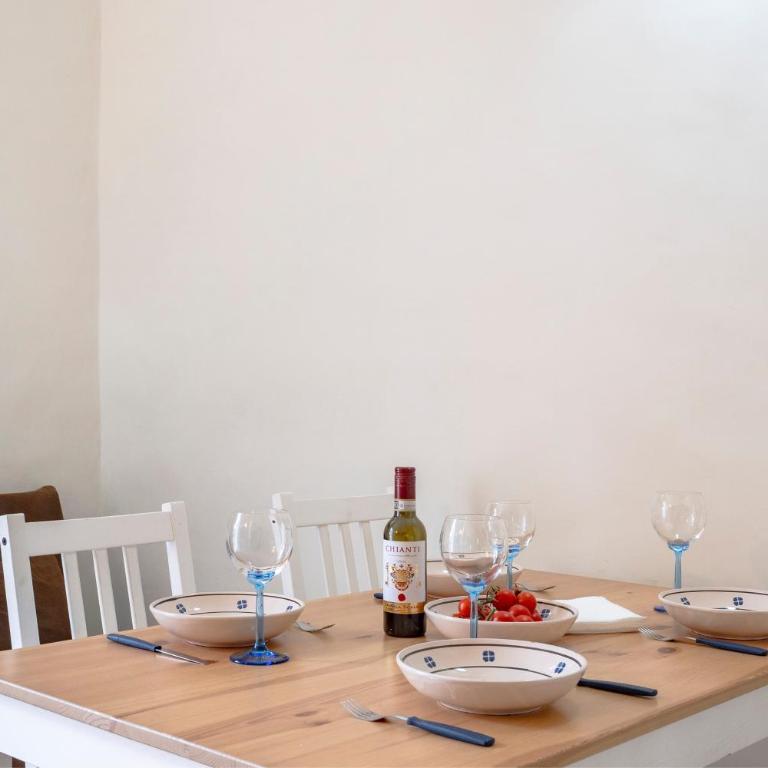 Garibaldi 54 - Superior One-Bedroom Apartment with Balcony - 8