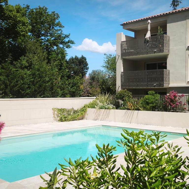 Appartement climatisé avec piscine et parking à Uzès - Appartement 2 Chambres - 2