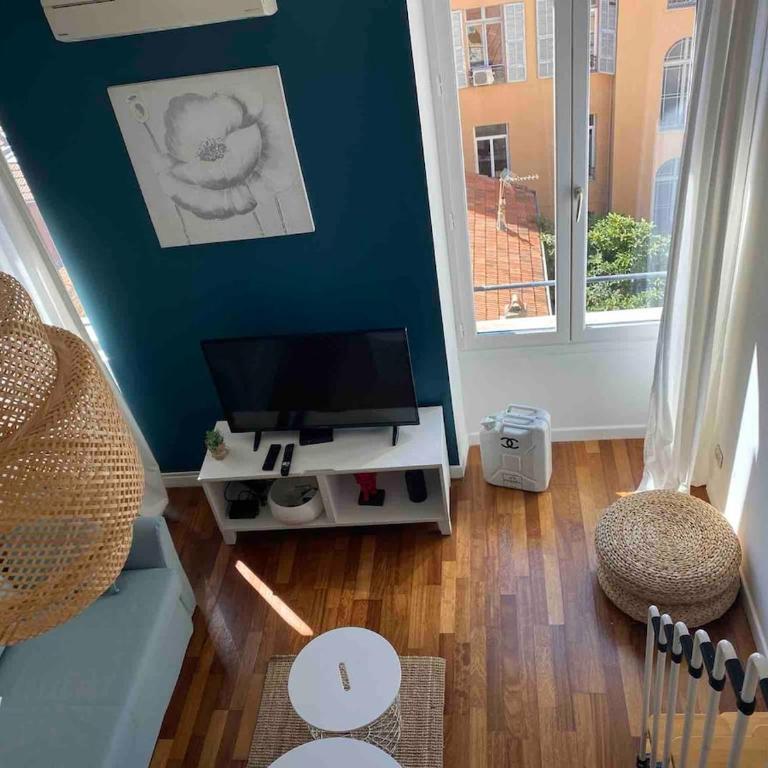 Appartement tout confort dans le centre ville - Appartement 2 Chambres - 8