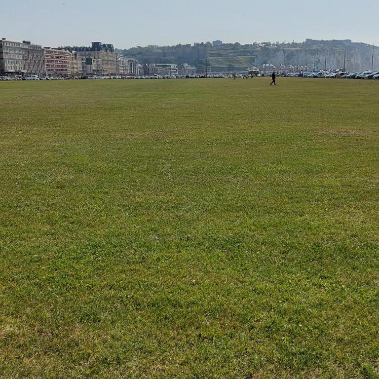 Dieppe plage à 2min à pied - Appartement 2 Chambres - 28