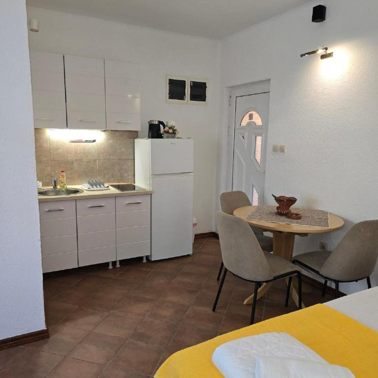 Apartments Carpe Diem - Studio - 6