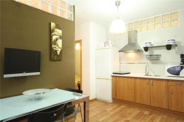 GOOD APARTMENT CLOT 4 bedrooms - Four-Bedroom Standard Apartment - 8