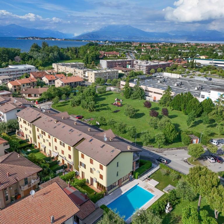 Loft Soppalcato con Patio, Piscina e Parcheggio - Appartamento con 1 Camera da Letto - 26
