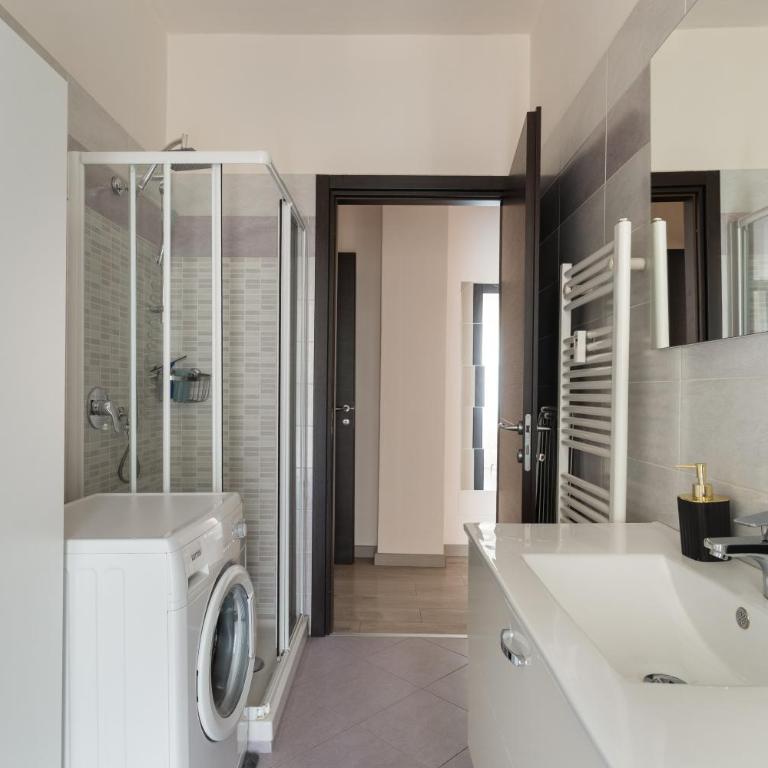 GuestHost - Balcony Flat X3 Linate Airport MM4 - Appartamento con 2 Camere da Letto - 52
