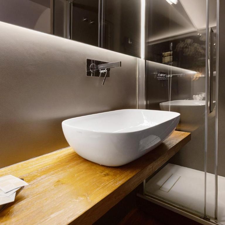 L'americano Luxury Rooms - Camera Queen Standard - 14