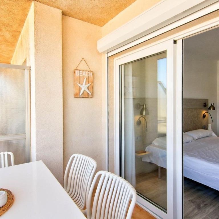 Star 415 - One-Bedroom Apartment - 2