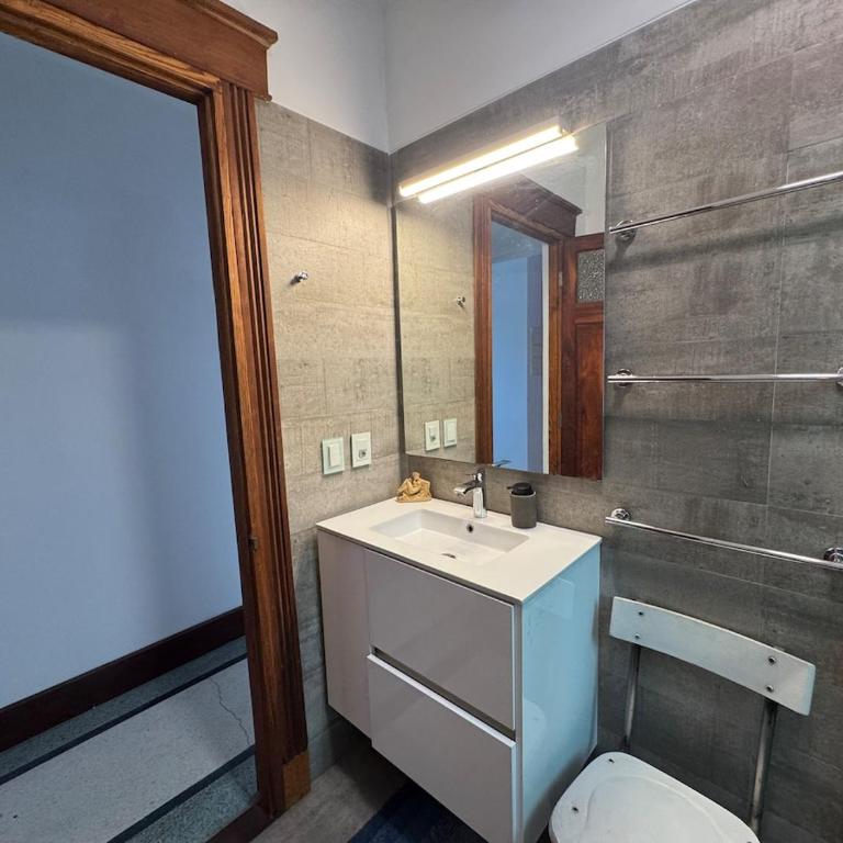 Nice, spacious and functional apartment in Ciudad Vieja - Two-Bedroom Apartment - 4