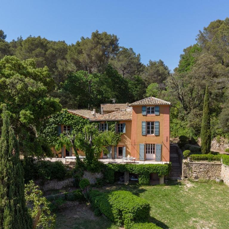 Unique & artistic country house, close to Aix - Villa - 1
