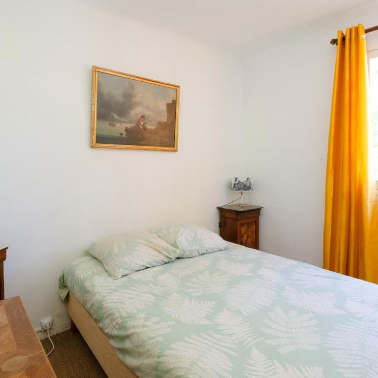 Unique & artistic country house, close to Aix - Villa - 4