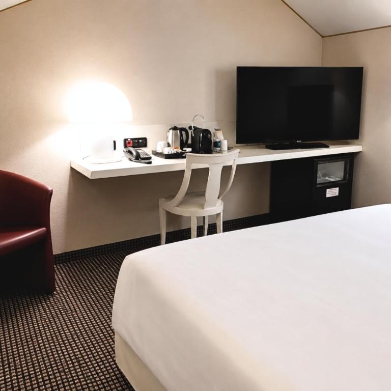 Phi Hotel Principe - Camera Matrimoniale Budget - 2