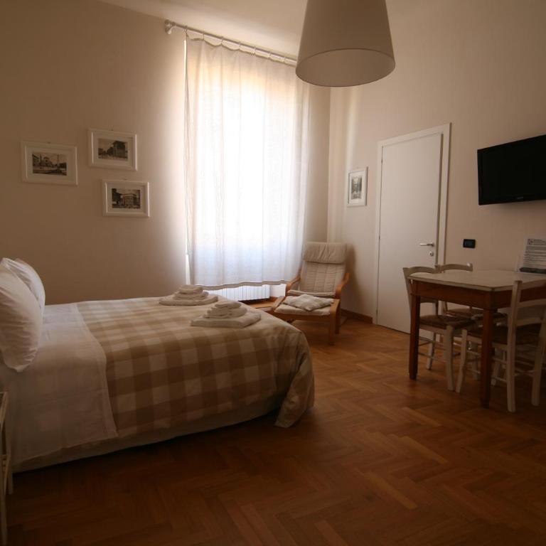 Miltontre Guest House - Triple Room with Private Bathroom - 6