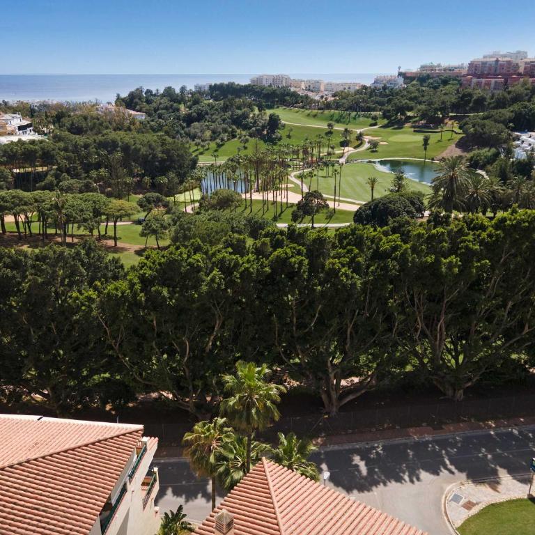 Top floor apartment first line Golf Torrequebrada - Apartamento de 3 dormitorios - 3