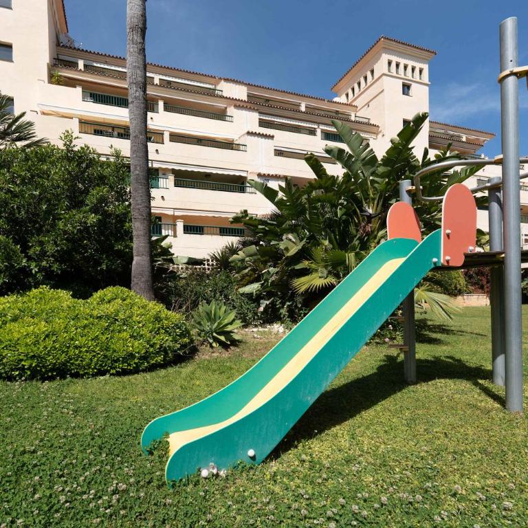 Top floor apartment first line Golf Torrequebrada - Apartamento de 3 dormitorios - 22