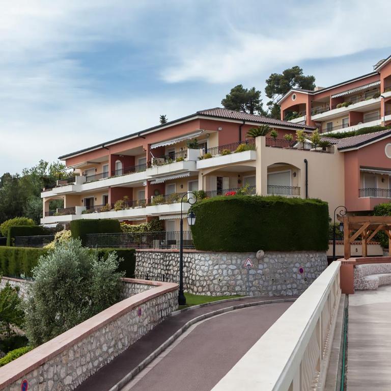 Sunny Panoramic Balcony - Appartement - Vue sur Mer - 40