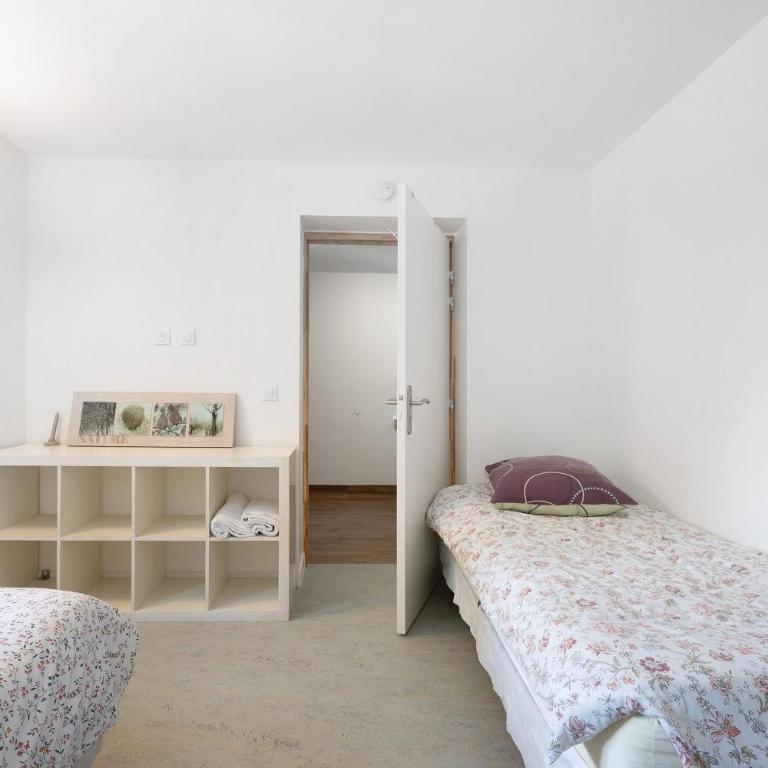 L'auberge le Toit Vert - Chambre Double - Accessible aux Personnes à Mobilité Réduite - 10
