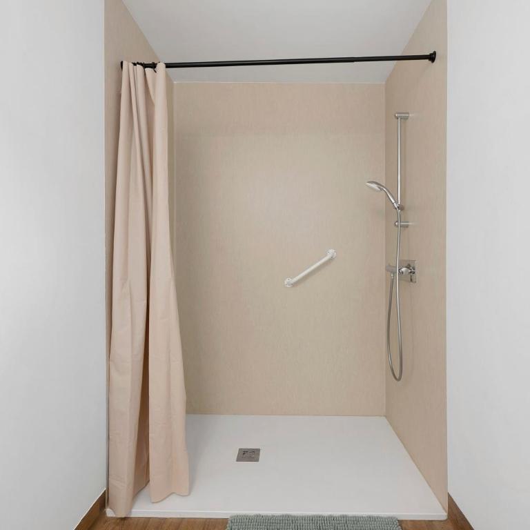 L'auberge le Toit Vert - Chambre Double - Accessible aux Personnes à Mobilité Réduite - 6