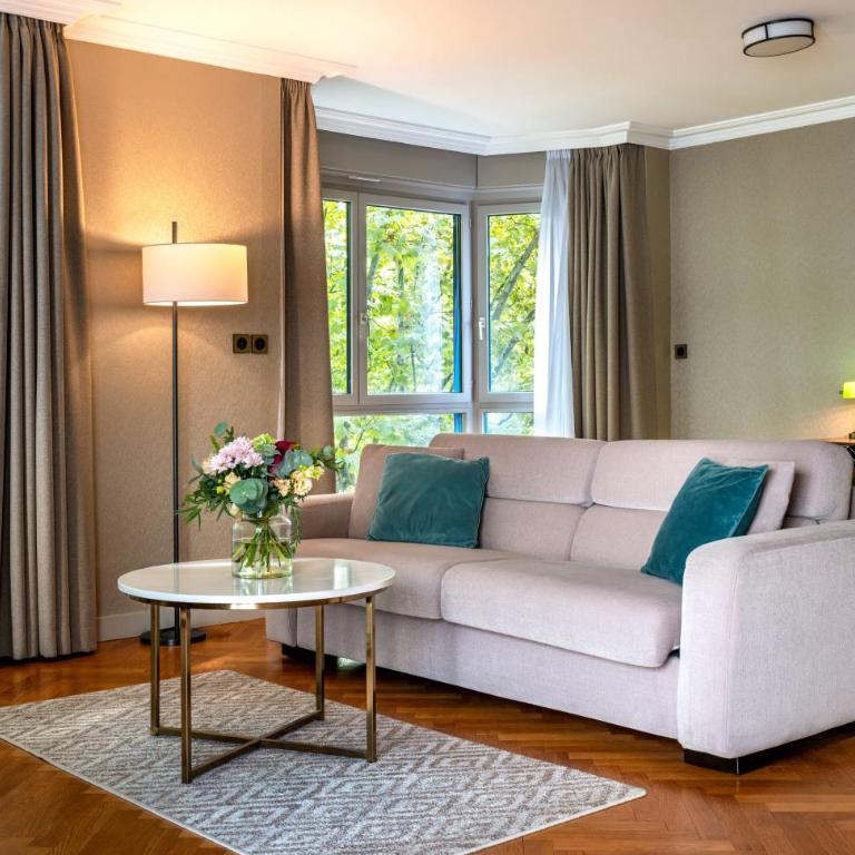 Warwick Reine Astrid - Lyon - Suite Executive - 9