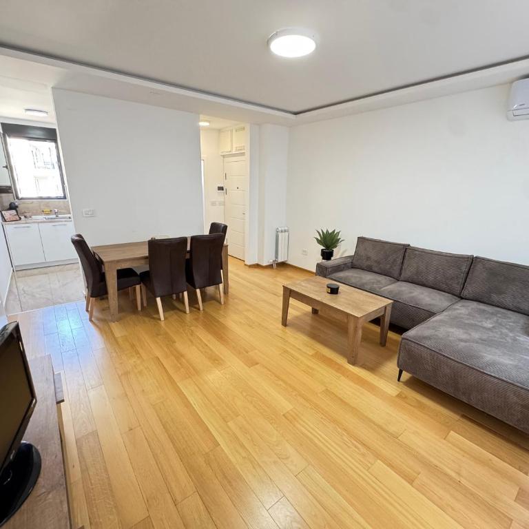 Lux Apartment near Ada Mall & Lake - Appartement 2 Chambres - 6