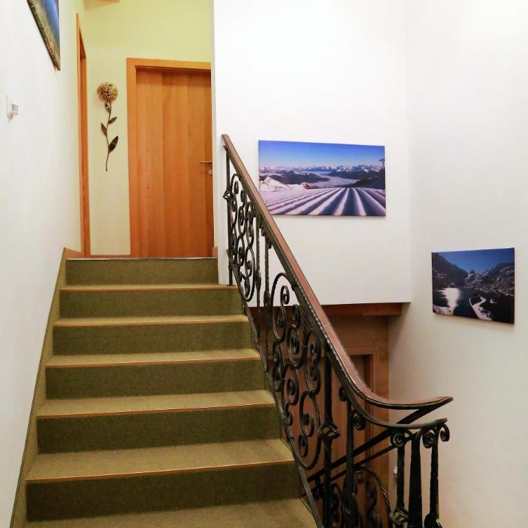 Haus Höllerer - Apartment mit 4 Schlafzimmern und einem Balkon - 22