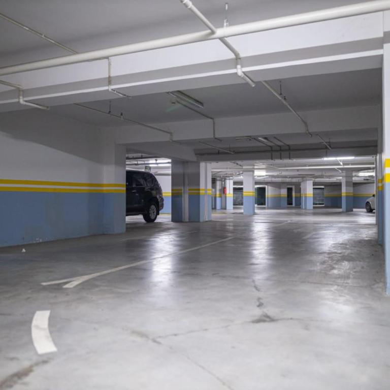 Amazing views luxury apartments in hotel Tre canne with free garage parking - One-Bedroom Apartment - 39