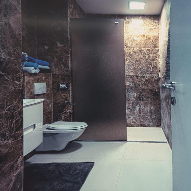 Amazing views luxury apartments in hotel Tre canne with free garage parking - One-Bedroom Apartment - 46