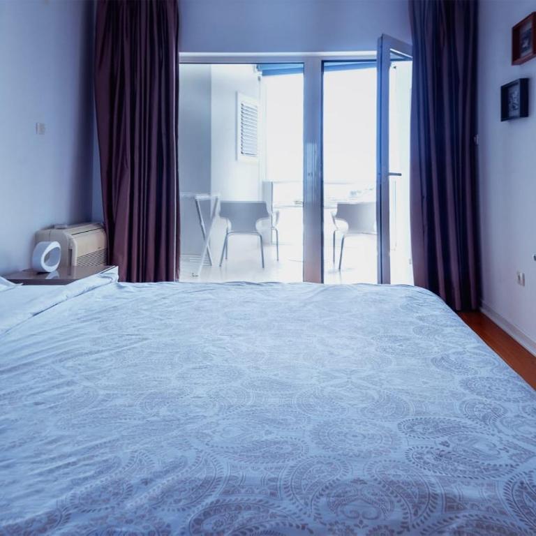 Amazing views luxury apartments in hotel Tre canne with free garage parking - One-Bedroom Apartment - 57